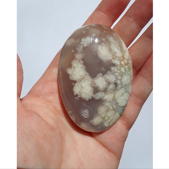 Flower Agate Palm Stone - Picture 1 of 2